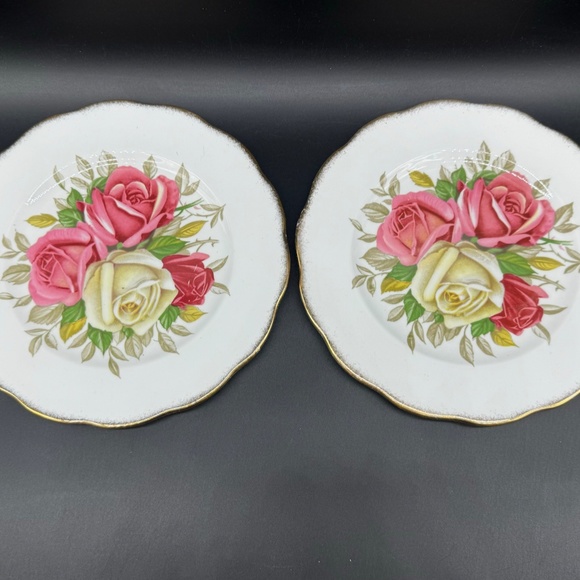 Queen Anne Lady Sylvia 8" Salad Plates(Set of 2) Bone China England - Picture 3 of 5